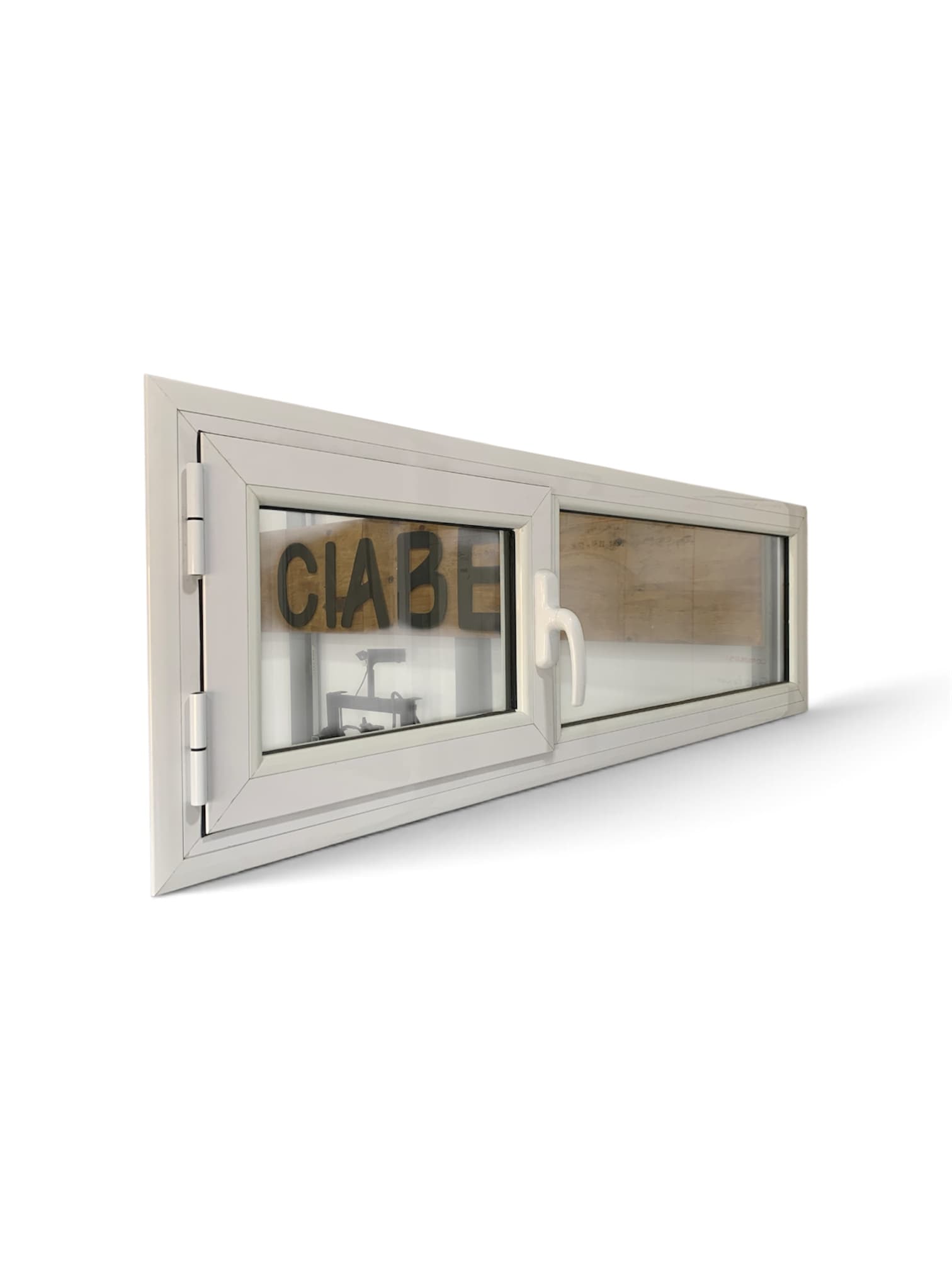 Ventana de aluminio blanca con hoja de abrir y paño fijo
