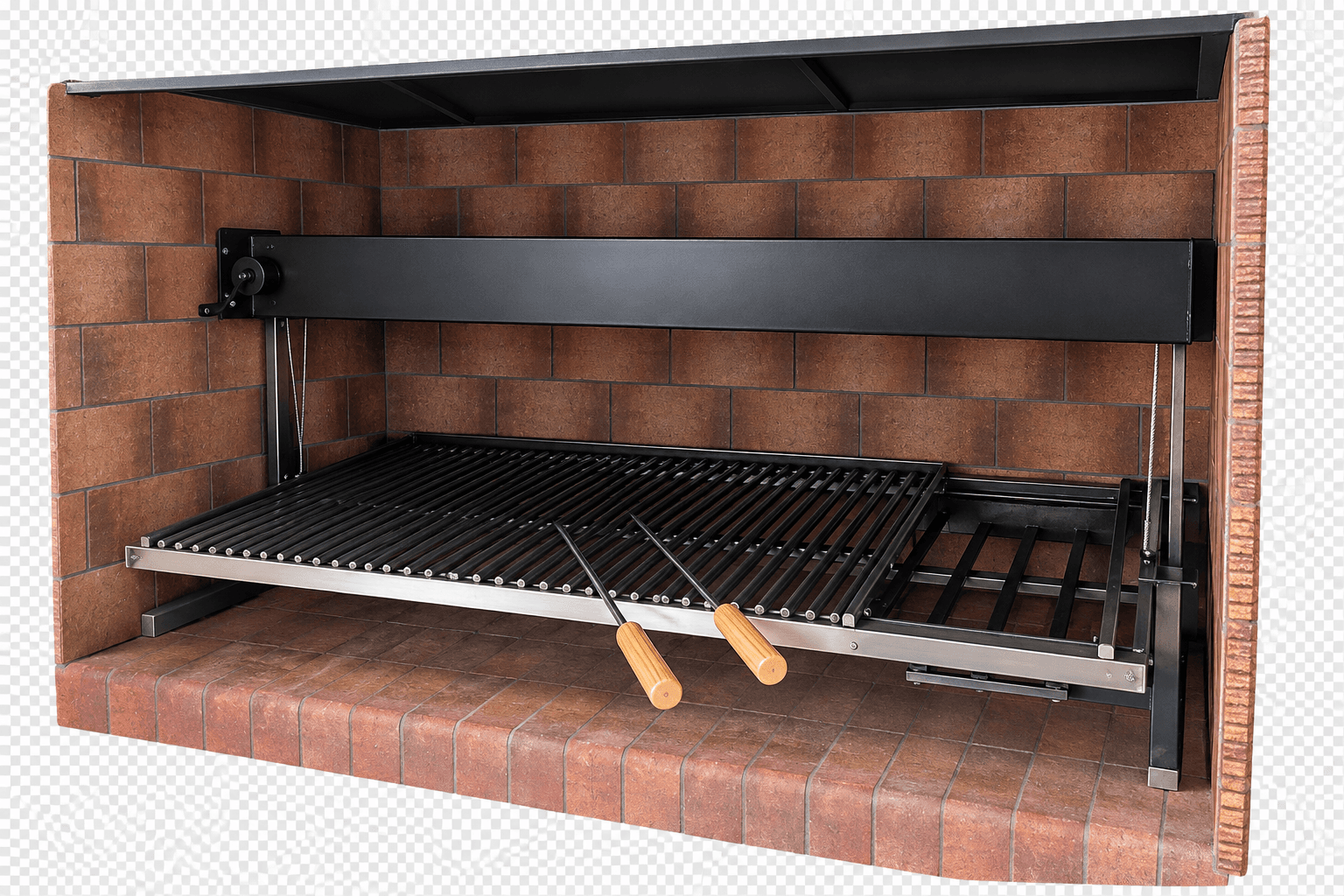 Parrilla de hierro regulable instalada en un quincho de ladrillo